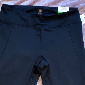 workout leggings. NEW WITH TAG!